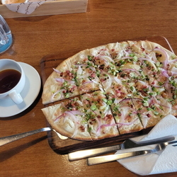 플람쿠헨 Flammkuchen